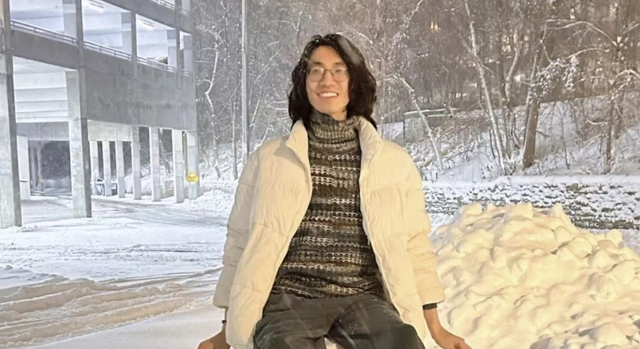 断腿也能跑！97小伙研发乐高式机器人，每个模块独立自主，断臂后秒变三脚怪兽继续狂奔